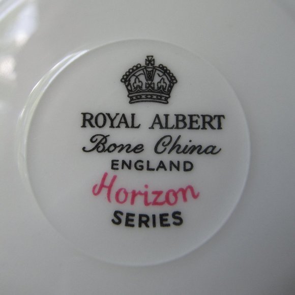 Bone China Saucer Horizon by Royal Albert, England - Picture 5 of 6